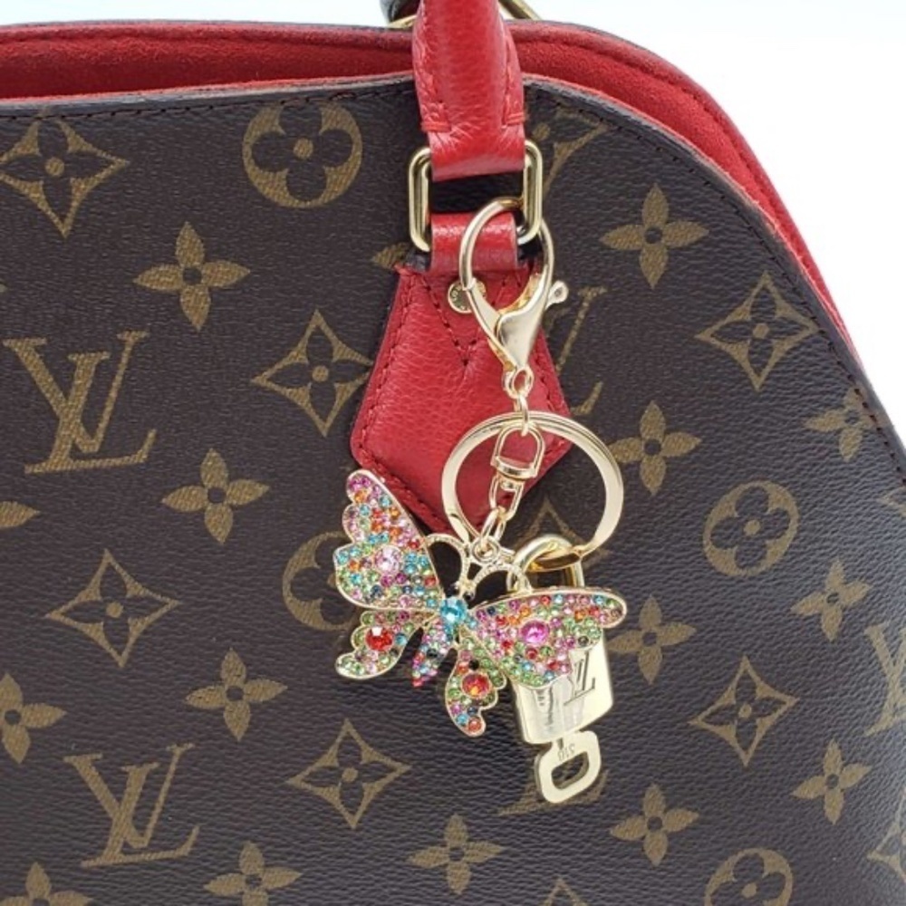 Louis Vuitton Gold Lock 🔒 Authentic LV Key + Unbranded Butterfly Bag Charm - Picture 8 of 9